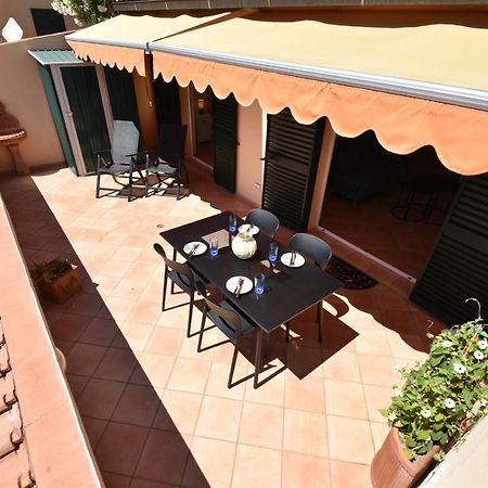 דירות Spiaggia di Cavoli Route 25 - Cavoli - Vista Mare, Con Clima, Terrazza E Posto Auto מראה חיצוני תמונה