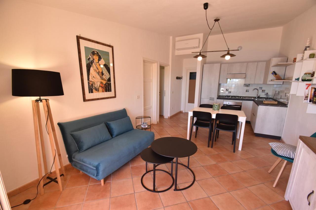 דירות Spiaggia di Cavoli Route 25 - Cavoli - Vista Mare, Con Clima, Terrazza E Posto Auto מראה חיצוני תמונה