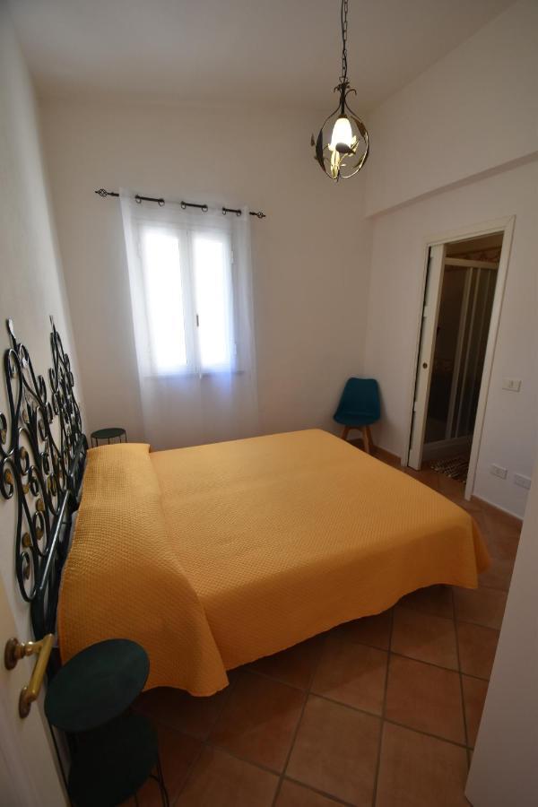 דירות Spiaggia di Cavoli Route 25 - Cavoli - Vista Mare, Con Clima, Terrazza E Posto Auto מראה חיצוני תמונה