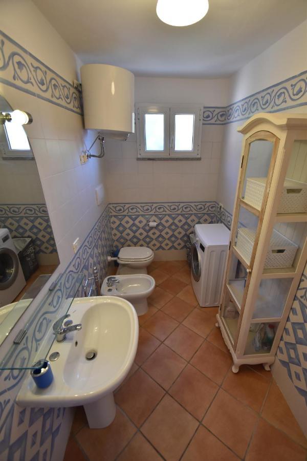 דירות Spiaggia di Cavoli Route 25 - Cavoli - Vista Mare, Con Clima, Terrazza E Posto Auto מראה חיצוני תמונה